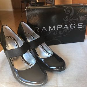 Patent Leather Blk Heels 👠 Sz 6.5 by Rampage ❤️